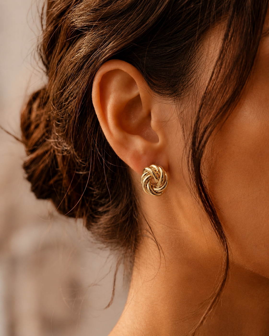 Desmós Stud Earrings