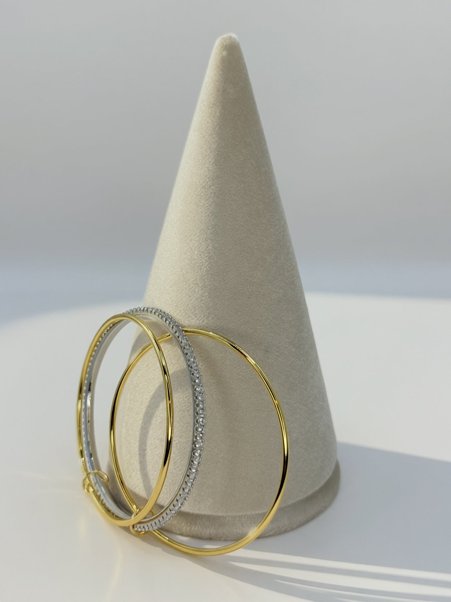 Kyklos Bangle Bracelet