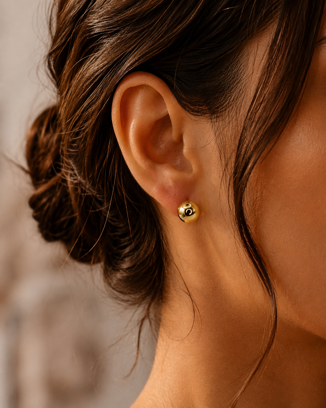 Phaenna Stud Earrings