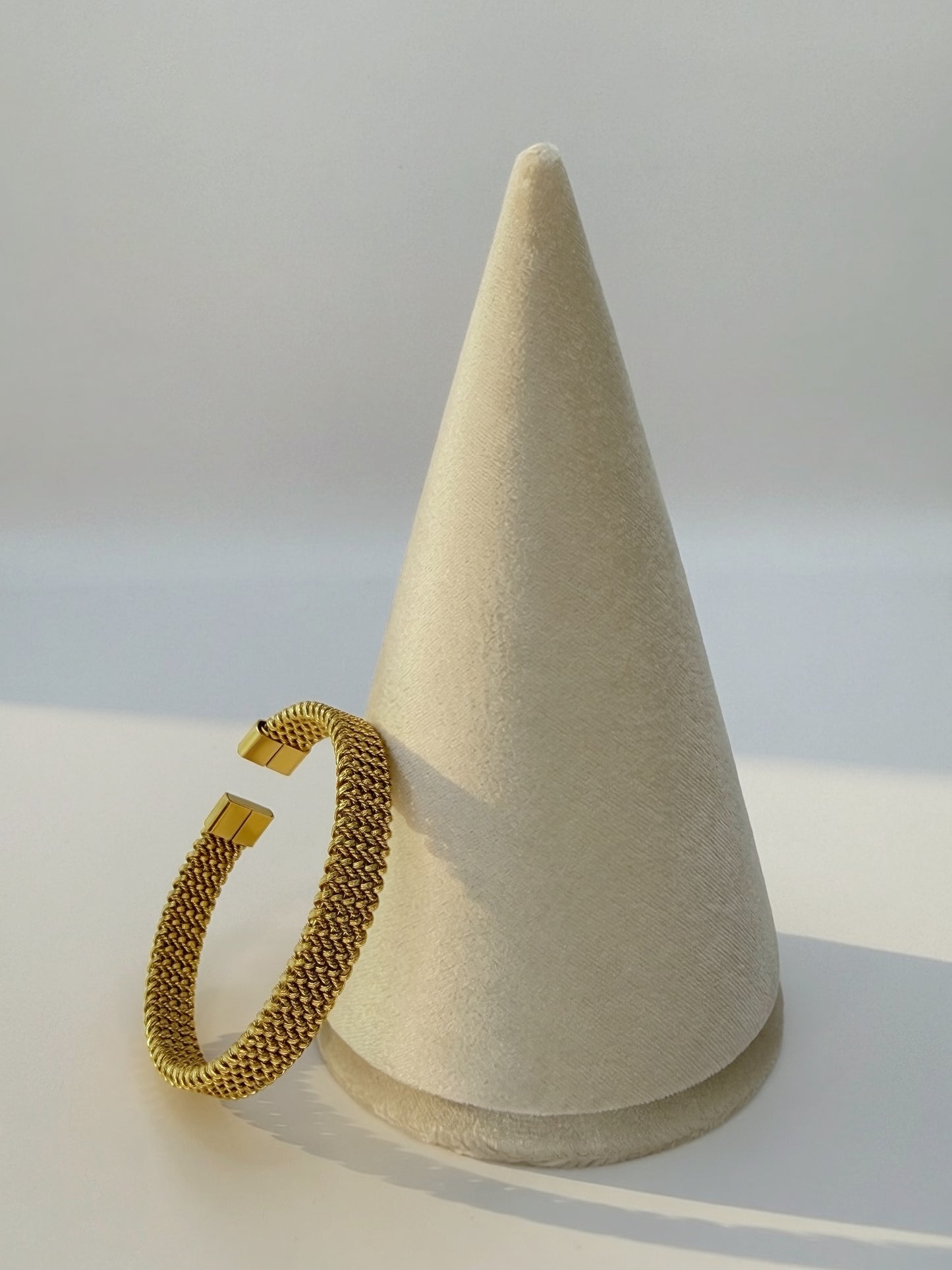 Plexis Cuff Bracelet