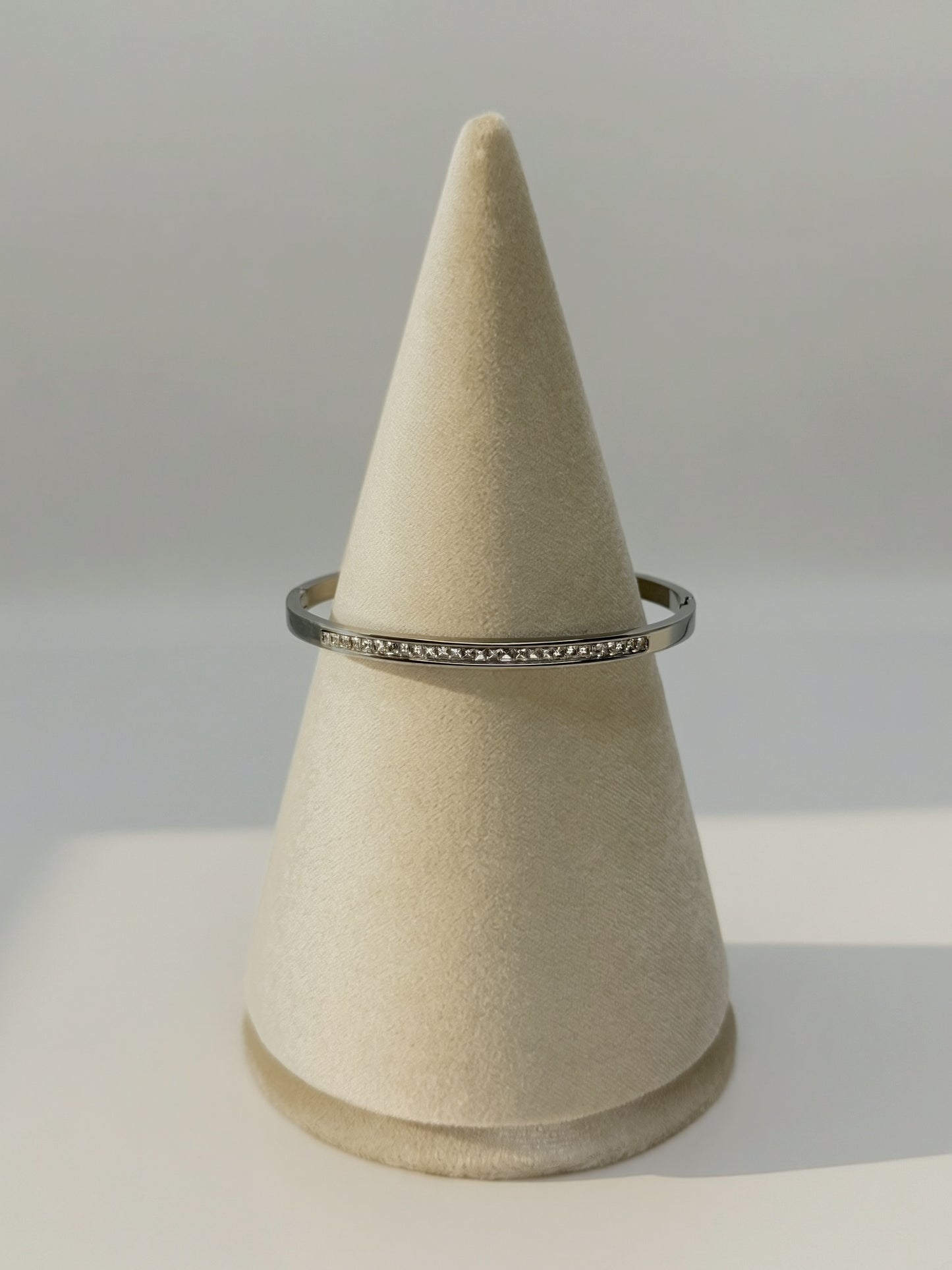 Hebe Bangle Bracelet